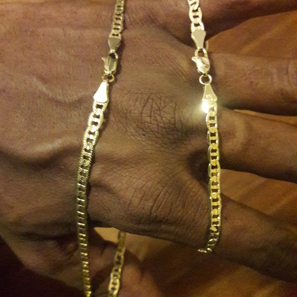 Costume jewelry 14k gold plated necklace and bracelet - Picture 2 of 4